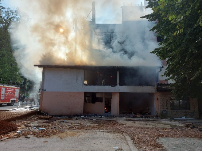 Požar u Istočnom Sarajevu - Foto: SRNA
