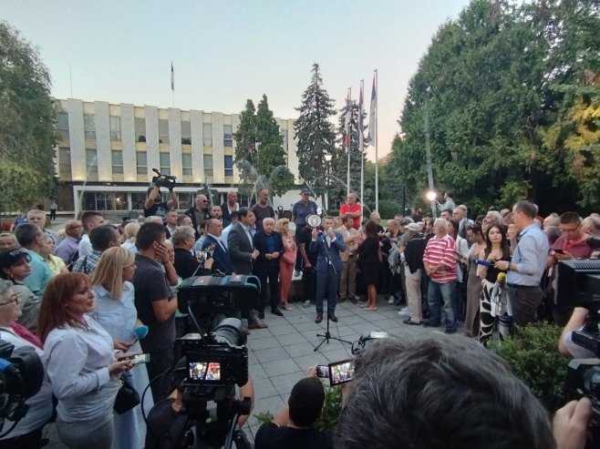 "Parlament na otvorenom" - Foto: RTRS