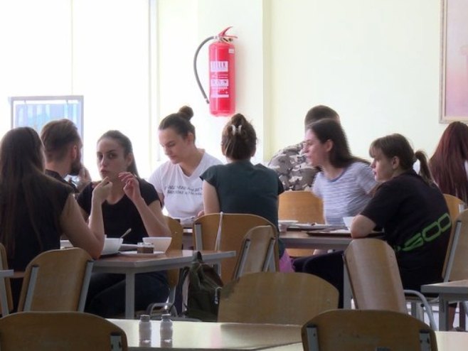 Povećanje broja studenata potvrđuje da Srpska vodi računa o mladima