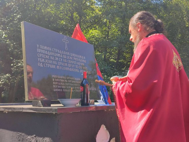 Na Crnom vrhu kod Zvornika pomen za stradale