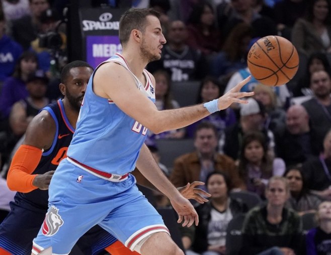 Nemanja Bjelica (foto:EPA-EFE/JOHN G. MABANGLO SHUTTERSTOCK OUT) Nemanja Bjelica (foto:EPA-EFE/JOHN G. MABANGLO SHUTTERSTOCK OUT) -