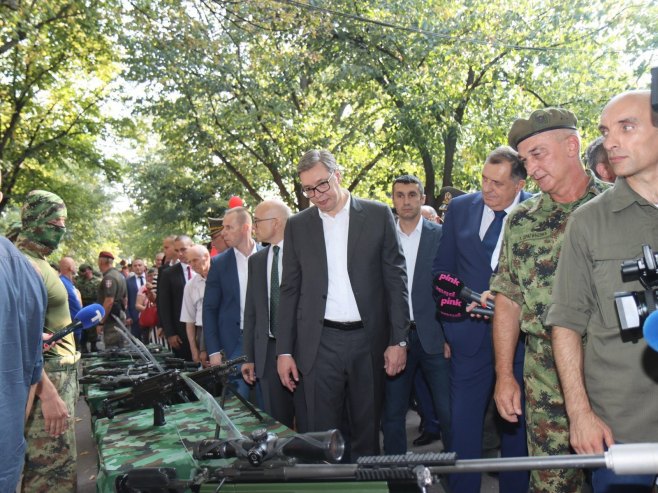 Prikaz naoružanja kod Niške tvrđave - Foto: predsjednikrs.rs/Borislav Zdrinja