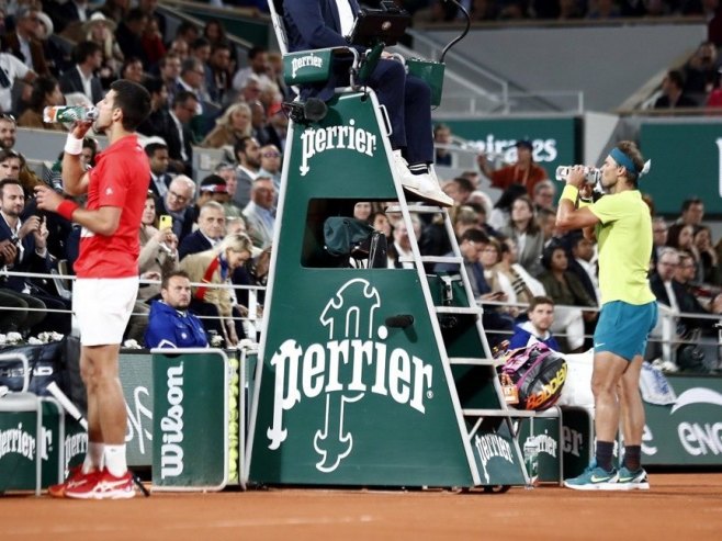 Đoković i Nadal (Foto: EPA-EFE/MOHAMMED BADRA) - 