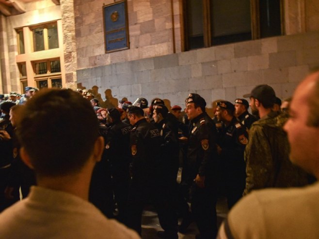 Protesti zbog sukoba, Nagorno-Karabah (foto: EPA-EFE/NAREK ALEKSANYAN) - 