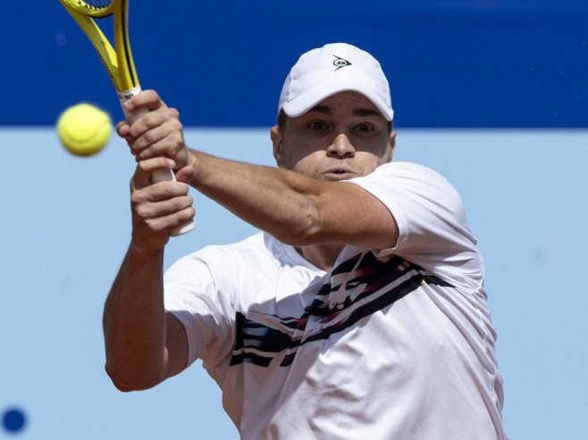 Kecmanović pobijedio Mutea za četvrtfinale turnira u Čengduu