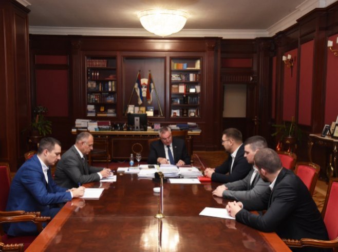 Višković sa predstavnicima Studentskog saveza Pravnog fakulteta