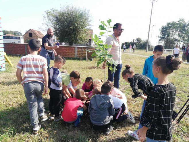 Obilježavanje "Nedjelja djeteta" Obilježavanje "Nedjelja djeteta" - Foto: RTRS