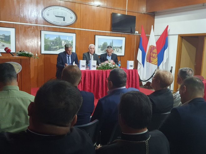 Promocija knjige Sredoja Novića u Derventi Promocija knjige Sredoja Novića u Derventi - Foto: RTRS