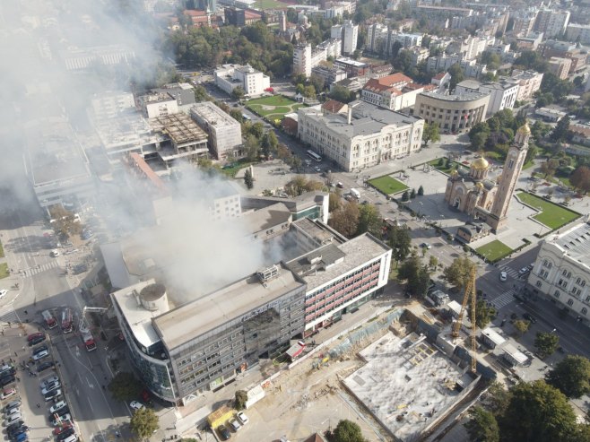 Požar, Banjaluka - Foto: ZIPAPHOTO/Borislav Zdrinja