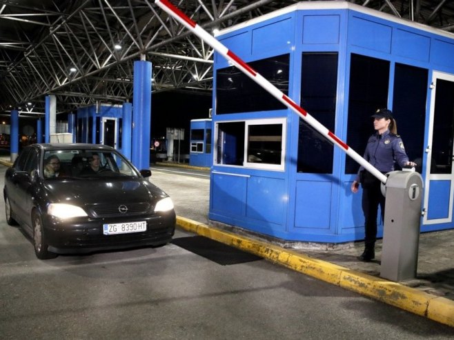 Granica Slovenije i Hrvatske (Foto: EPA/ANTONIO BAT) - 