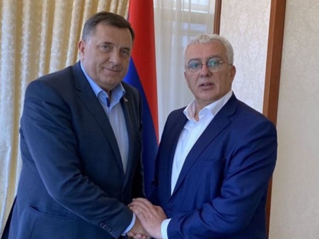 Milorad Dodik i Andrija Mandić (foto:twitter.com/MiloradDodik) - 