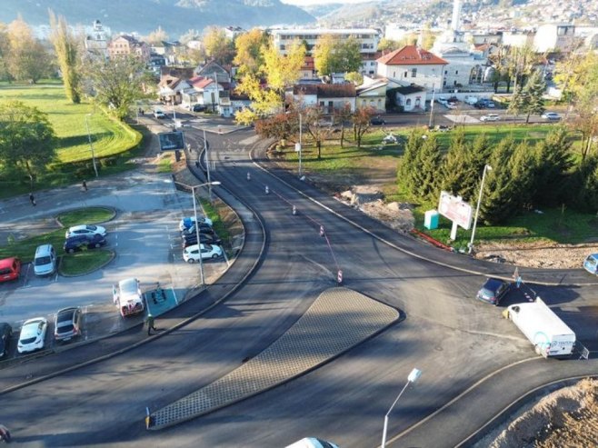 U funkciji dio kružne raskrsnice kod "Ekvatora" (Foto: banjaluka.rs.ba) U funkciji dio kružne raskrsnice kod "Ekvatora" (Foto: banjaluka.rs.ba) -