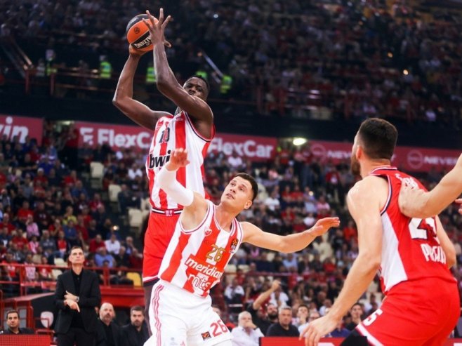 Crvena Zvezda - Olimpijakos (foto: EPA-EFE/Georgia Panagopoulou) Crvena Zvezda - Olimpijakos (foto: EPA-EFE/Georgia Panagopoulou) -