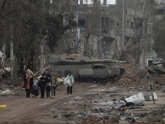 Rat u Izraelu (foto: EPA-EFE/MOHAMMED SABER) - 