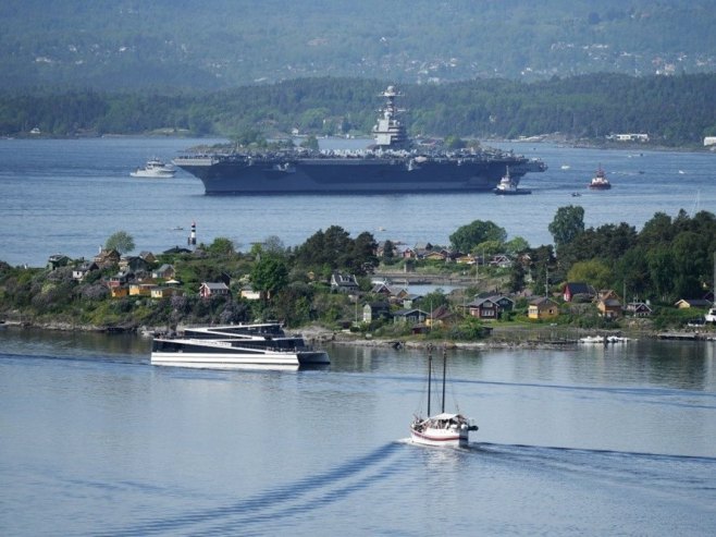 Američki ratni brod   (Foto:EPA-EFE/Javad Parsa NORWAY OUT) - 