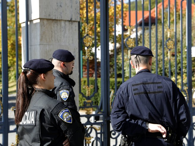 Hrvatska policija (Foto: EPA-EFE/ANTONIO BAT/ilustracija) - 