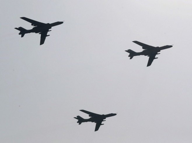 Kineski bombarderi (foto: EPA-EFE/WU HONG - ilustracija) - 
