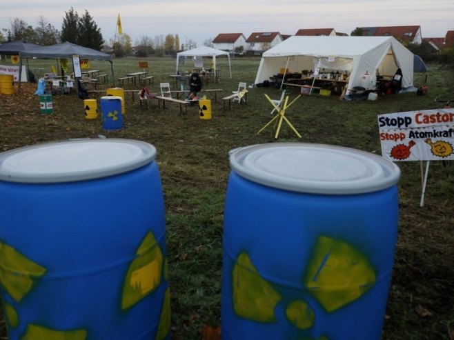 Radioaktivni otpad (foto: EPA-EFE/RONALD WITTEK - ilustracija) - 