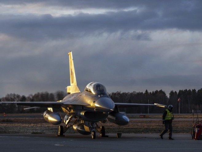 Avion F-16 (Foto: EPA/Ole Berg-Rusten NORWAY OUT) - 