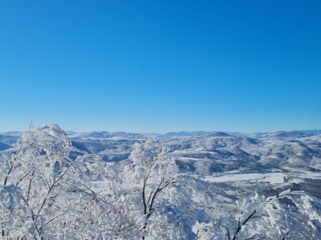 U petak veoma hladno s kišom i snijegom