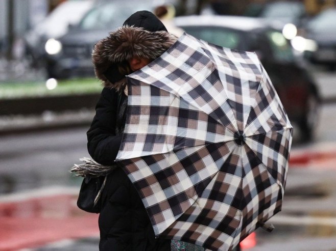 Vjetar (Foto: EPA-EFE/Filip Singer) - 