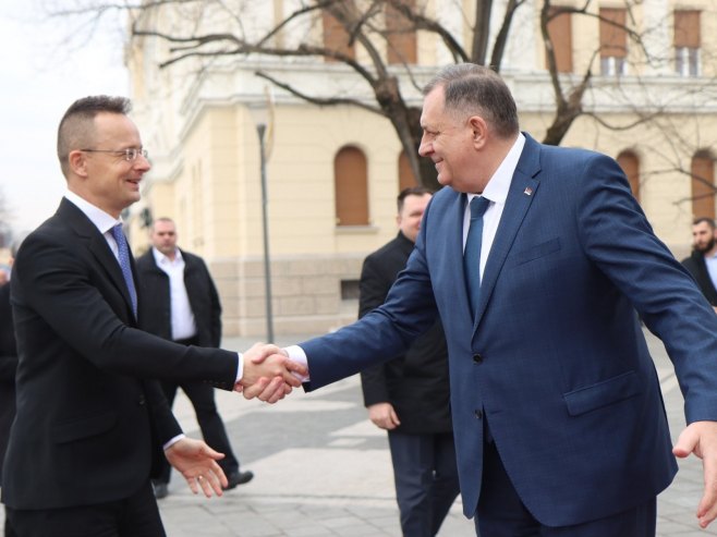 Sijarto u Banjaluci (Arhiv) - Foto: predsjednikrs.rs/Borislav Zdrinja