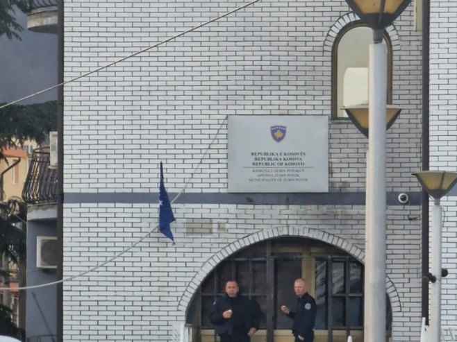 Deportovan u centralnu Srbiju jedan od pripadnika MUP-a koji je sinoć uhapšen u Zubinom Potoku