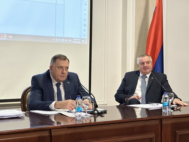 Dodik i Višković na konferenciji za novinare povodom obilježavanja Nevesinjske puške