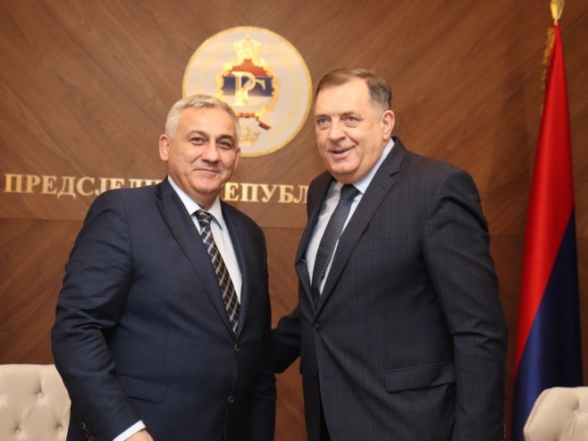 Milorad Dodik i Ivan Todorov - Foto: predsjednikrs.rs/Borislav Zdrinja
