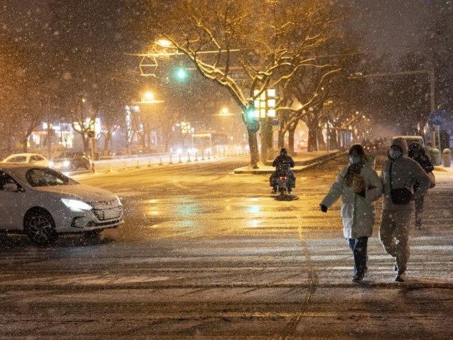 U Pekingu jake snježne padavine, zatvoreni autoputevi