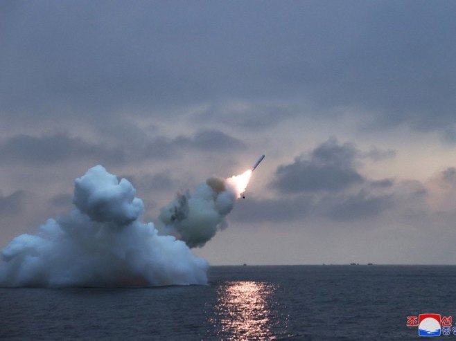 Britanska raketa pogrešno ispaljena; Srušila se u okean kod obale Floride