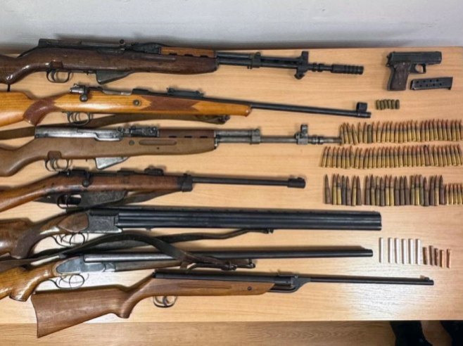 Pronađeno oružje i municija - Foto: SRNA