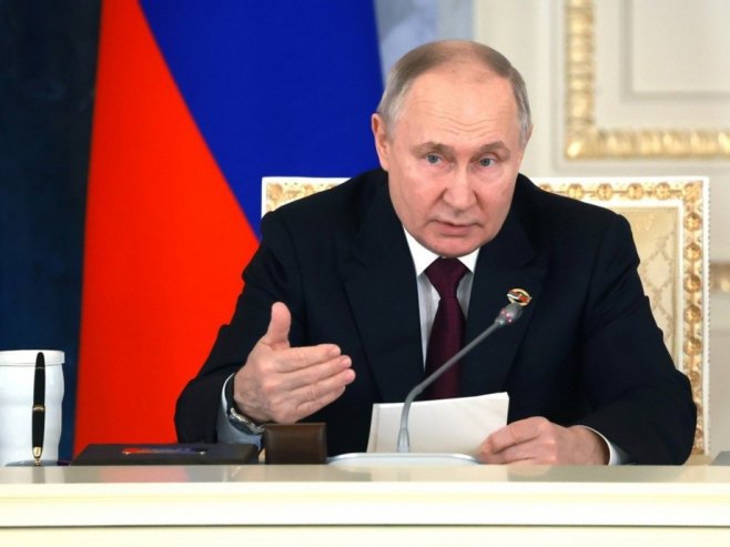 Vladimir Putin (foto: EPA-EFE/VYACHESLAV PROKOFYEV / SPUTNIK / GOVERNMENT PRESS SERVICE POOL MANDATORY CREDIT) - 