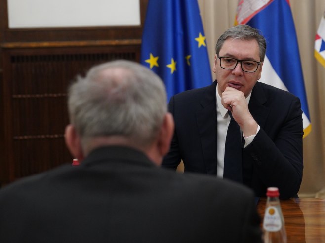 Vučić obavio prve konsultacije za mandatara