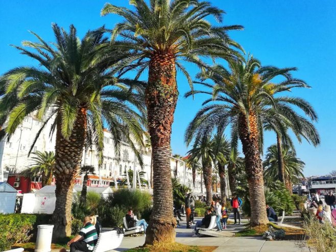 Hrvatska u martu zabilježila značajan godišnji pad dolazaka i noćenja turista