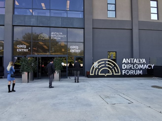 Diplomatski forum u Antaliji - Foto: RTRS