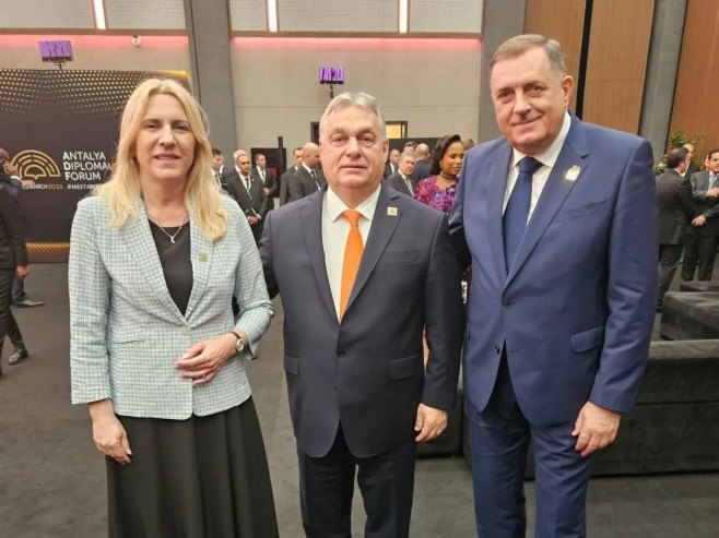 Dodik, Cvijanović i Orban (foto: https://www.instagram.com/zeljka.cvijanovic) - 