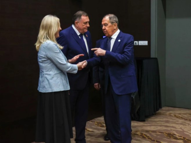 Cvijanović, Dodik i Lavrov  (Foto:instagram.com) - 