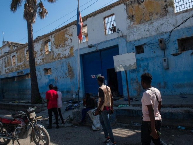 Vlada Haitija uvela vanredno stanje