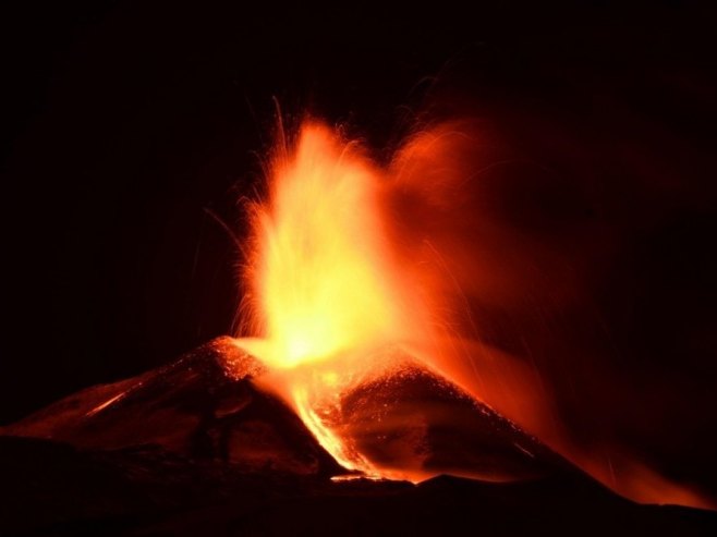 Erupcija vulkana (Foto: EPA-EFE/ORIETTA SCARDINO, ilustracija) - 