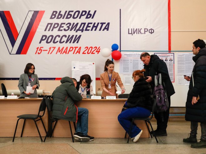 Izbori u Rusiji (Foto: EPA-EFE/YURI KOCHETKOV) - 