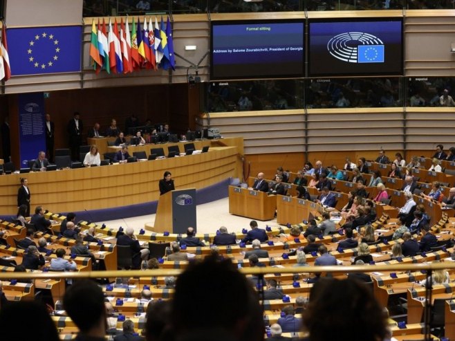 Evropski parlament (foto: EPA-EFE/OLIVIER HOSLET - ilustracija) - 