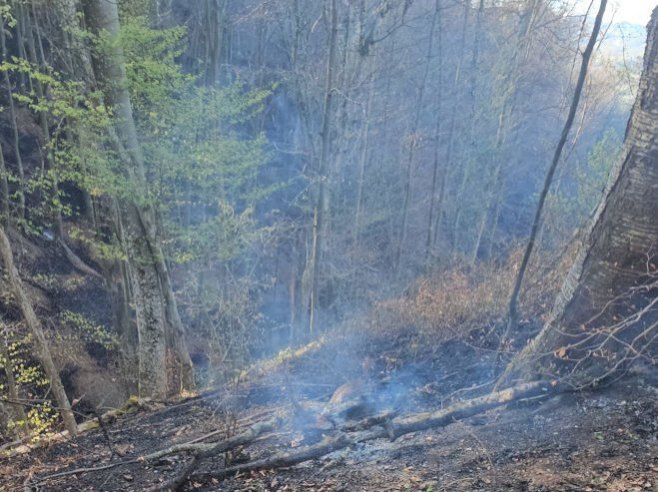 Bratunac požar (Foto: Vatrogasno - spasilačka jedinica Bratunac) - 