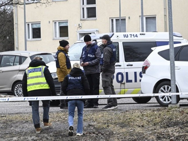 Finska policija (Foto: EPA-EFE/KIMMO BRANDT) - 