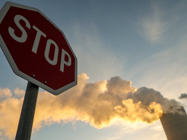 Znak stop (Foto: EPA-EFE/FRIEDEMANN VOGEL/ilustracija) - 