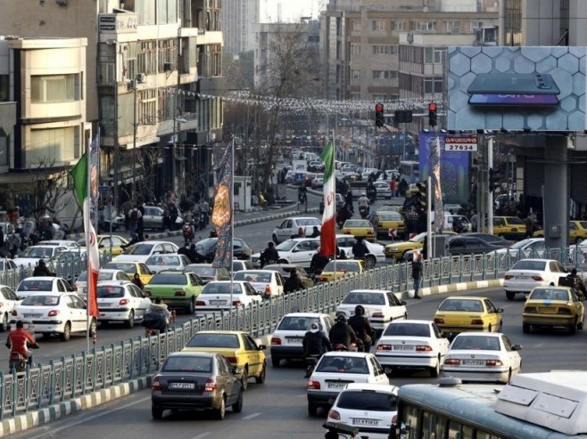 Teheran (Foto:  EPA-EFE/ABEDIN TAHERKENAREH) - 