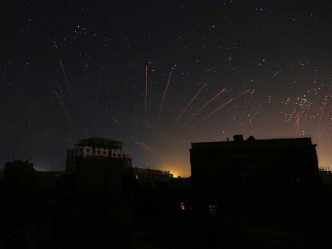 Vazdušni napad (foto:  EPA/YAHYA ARHAB - ilustracija) - 