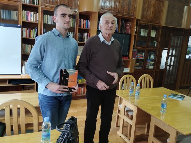 Trebinje - Vuk Јanković i profesor Vladimir Stojanović - Foto: SRNA