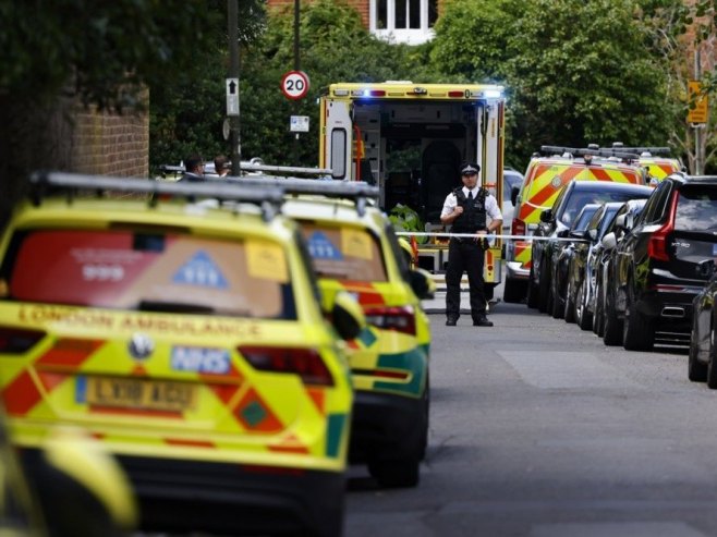 London: Dječak povrijeđen u napadu naoružanog muškarca podlegao povredama
