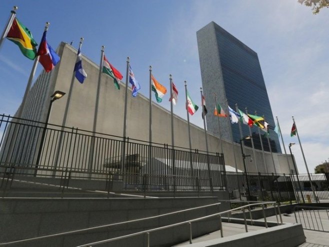 Zgrada Ujedinjenih nacija u Njujorku (Foto: EPA/MATT CAMPBELL) - 